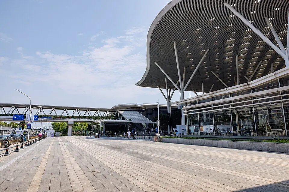 ลานทางเข้า Shenzhen World Exhibition and Convention Center