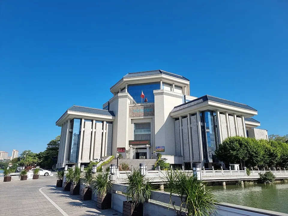 อาคาร Shantou Museum